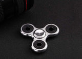 Metal Deluxe Hand Tri-Spinner