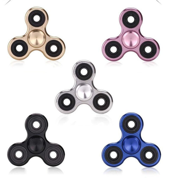 Metal Deluxe Hand Tri-Spinner